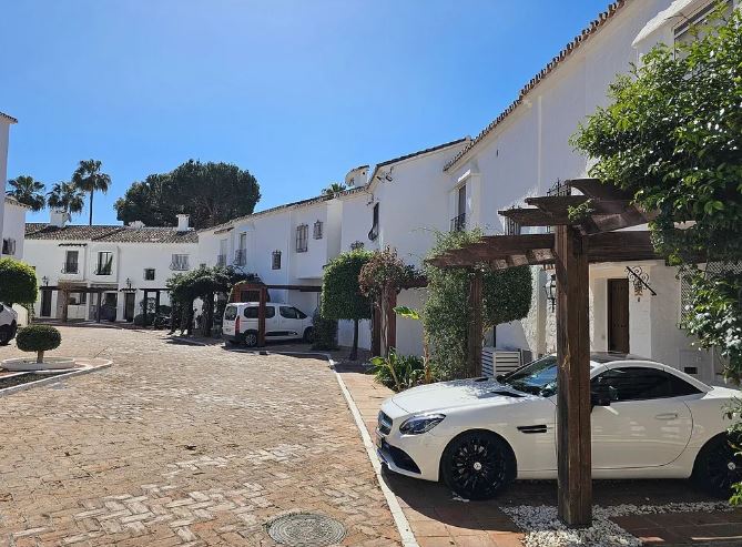 Casa en venda in Marbella