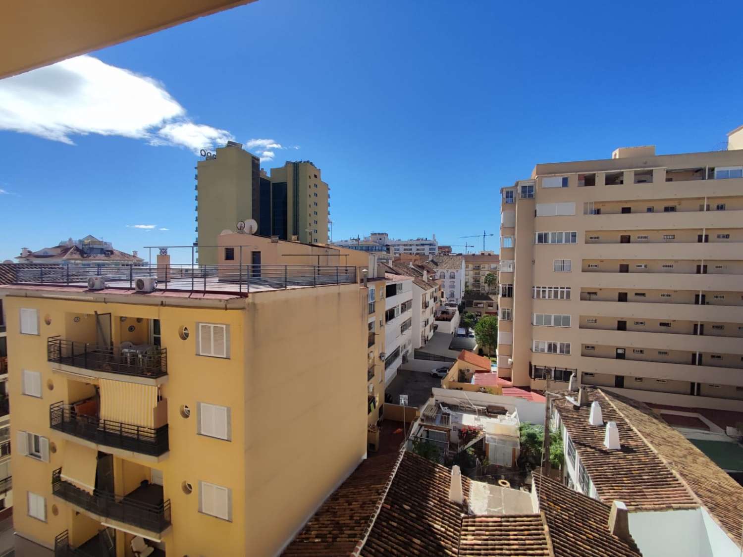 PISO REFORMADO A NUEVO A UN PASO DE LA PLAYA